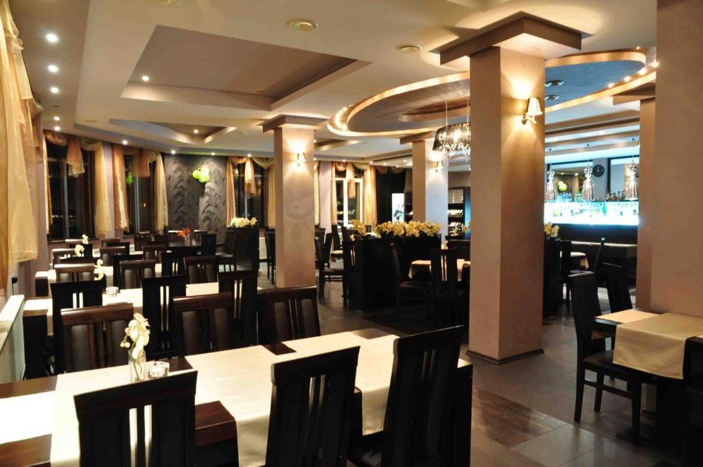 Luxor Complex Ιβαΐλοβγκραντ Εξωτερικό φωτογραφία